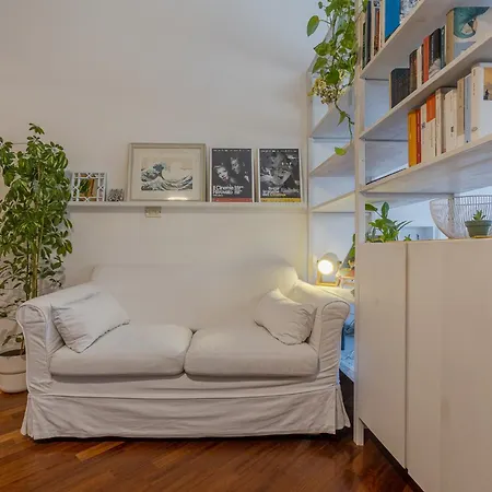 Bright - Your Nest In Apartment